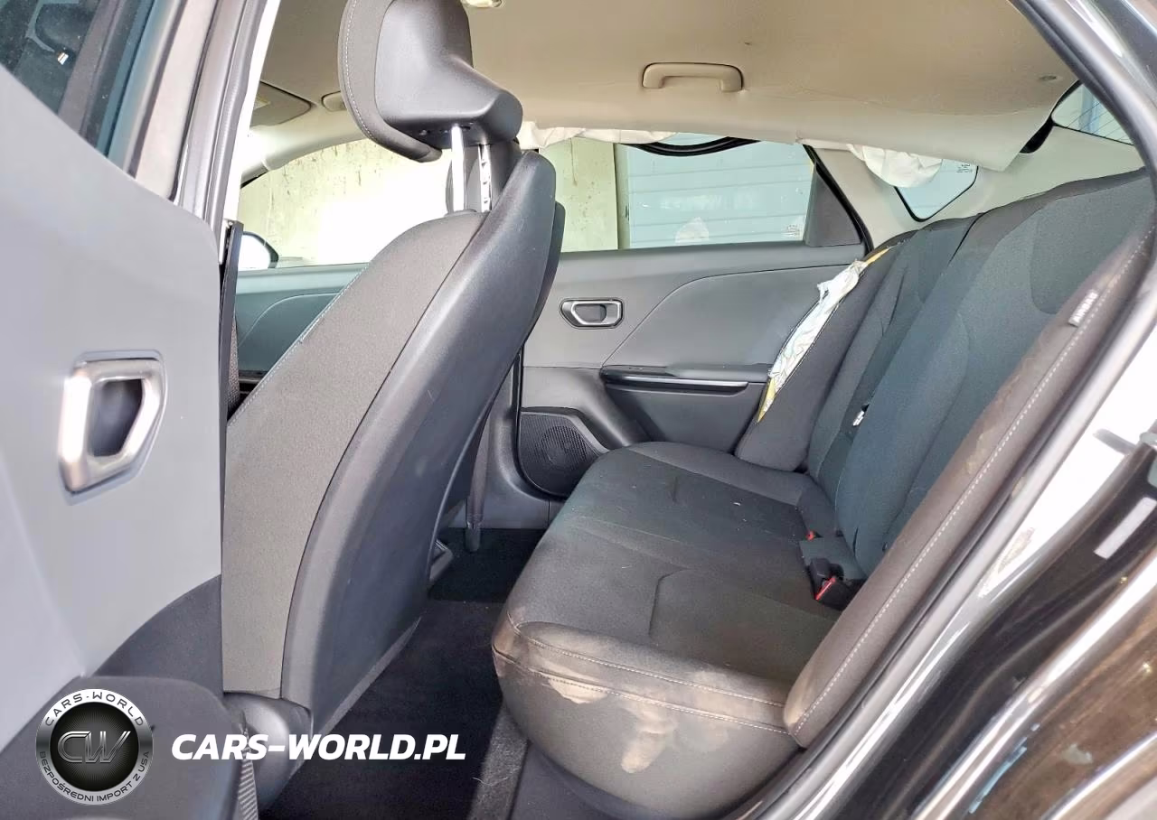 2025 Kia K4 Lxs VIN:3KPFT4DE8SE115051 - 10