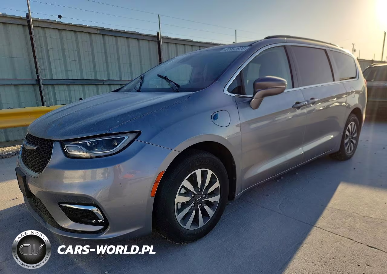 2021 Chrysler Pacifica Hybrid Touring