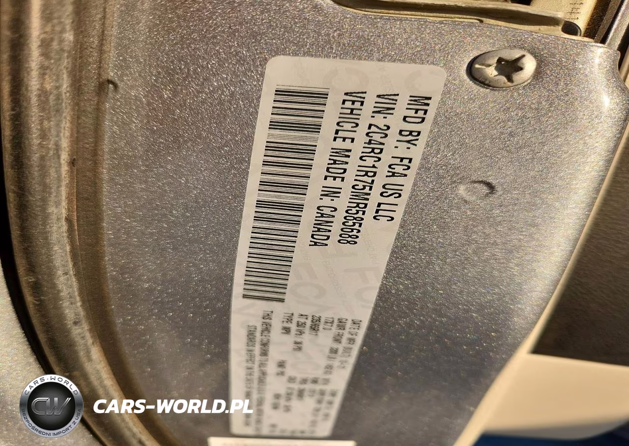 2021 Chrysler Pacifica Hybrid Touring VIN:2C4RC1R75MR585688 - 13