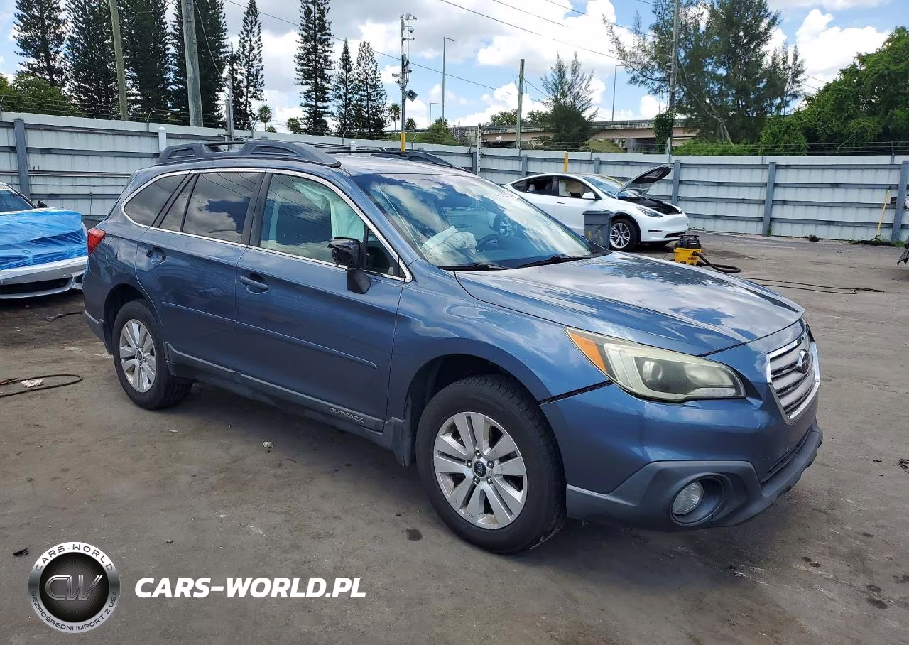 2015 Subaru Outback 2.5I Premium VIN:4S4BSBFC8F3272864 - 4