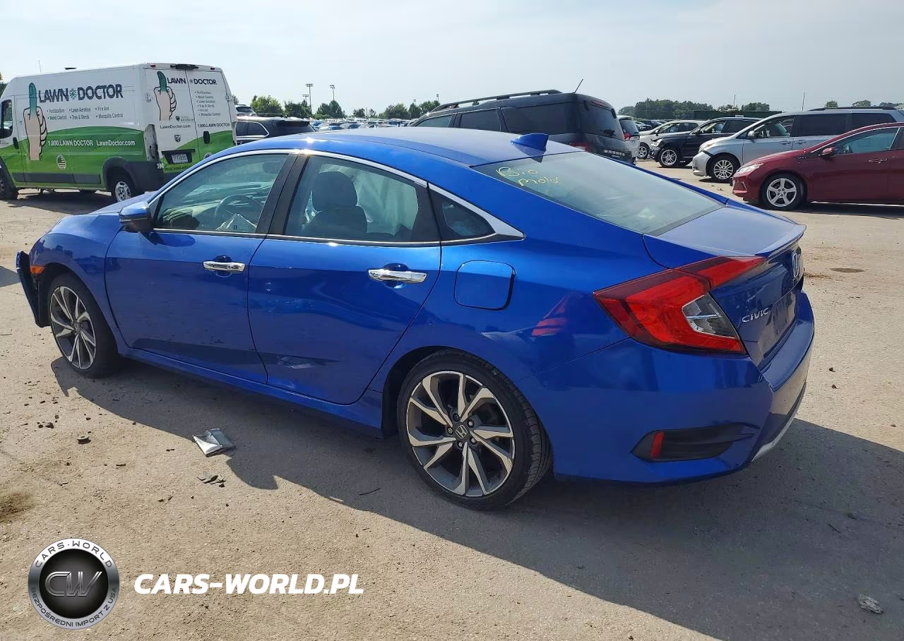 2019 Honda Civic Touring VIN:19XFC1F91KE000340 - 2