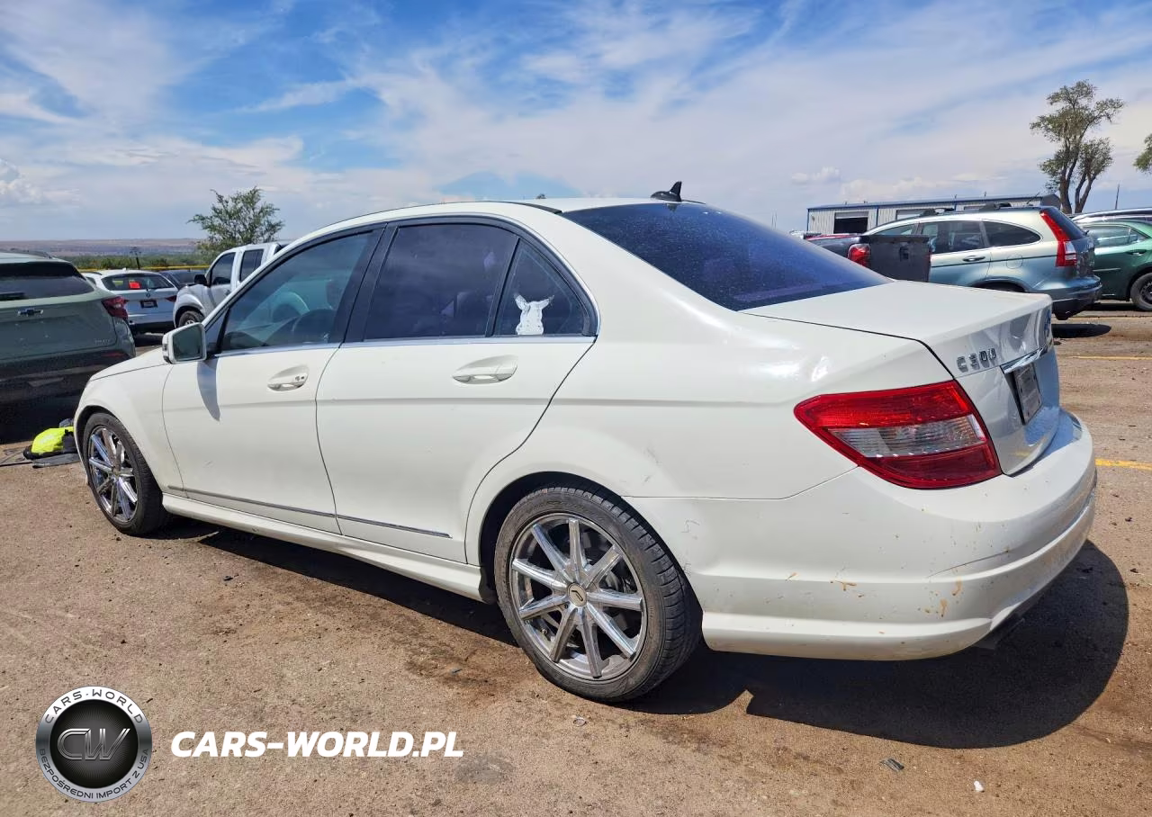 2011 Mercedes-Benz C 300 VIN:WDDGF5EB0BR172893 - 2