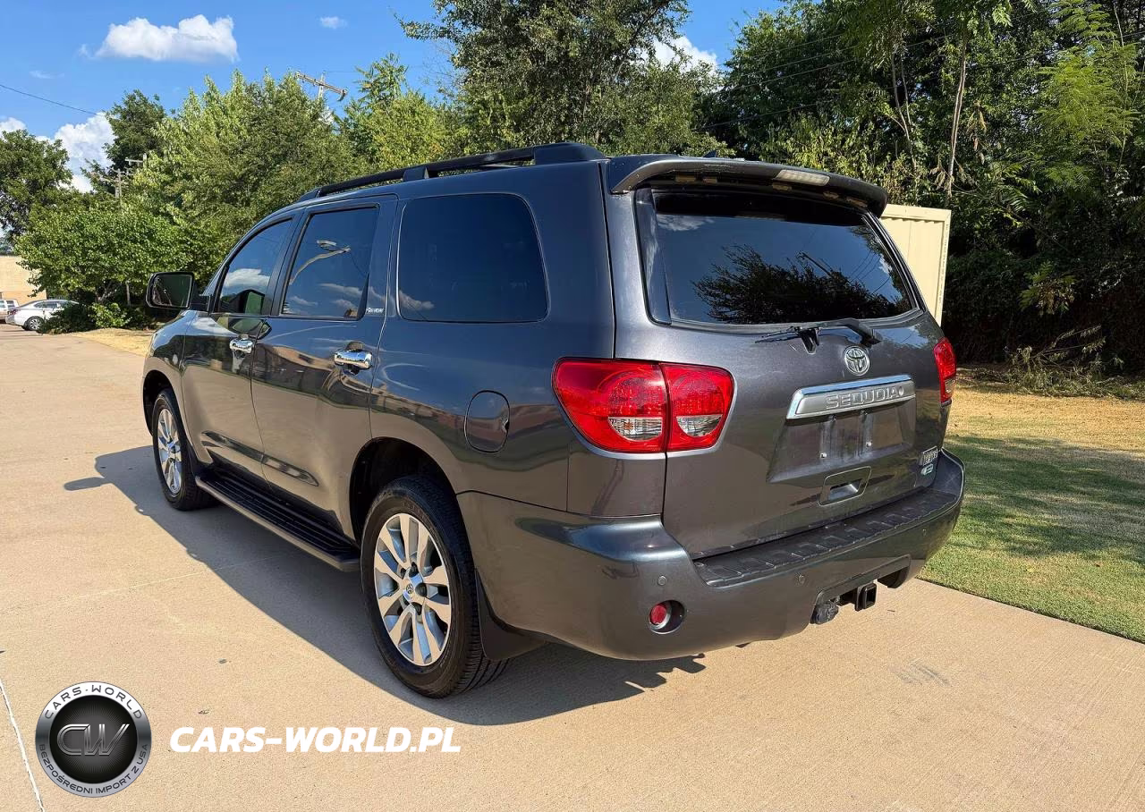 2012 Toyota Sequoia Platinum VIN:5TDDW5G11CS071124 - 3