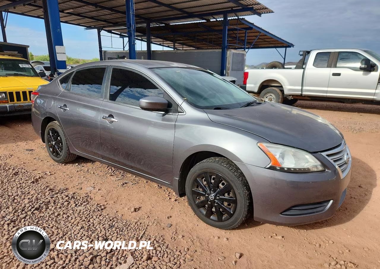2015 Nissan Sentra S VIN:3N1AB7AP1FY380938 - 4