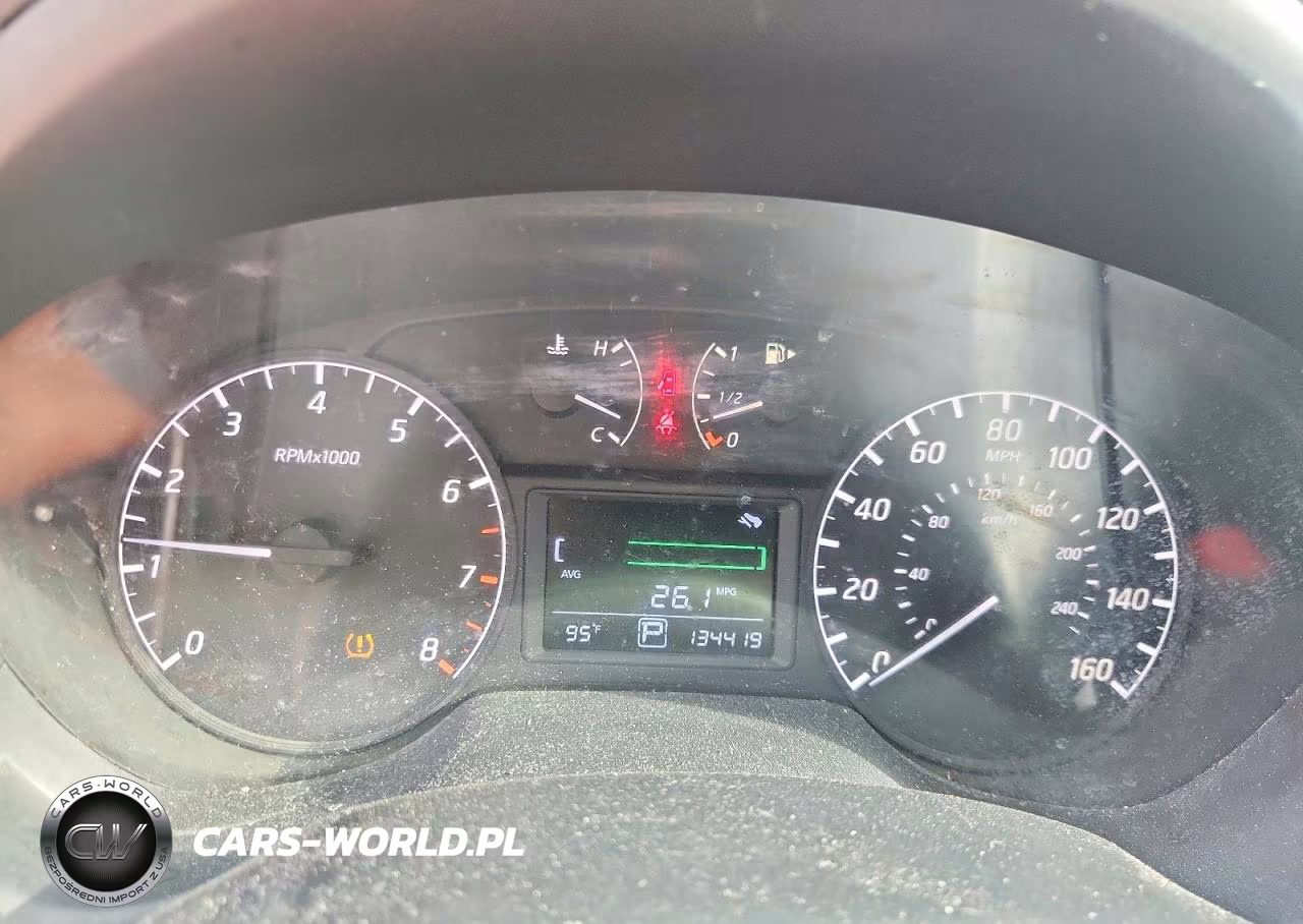 2015 Nissan Sentra S VIN:3N1AB7AP1FY380938 - 9