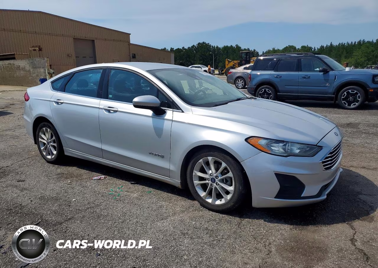 2019 Ford Fusion Se VIN:3FA6P0LU0KR242168 - 4
