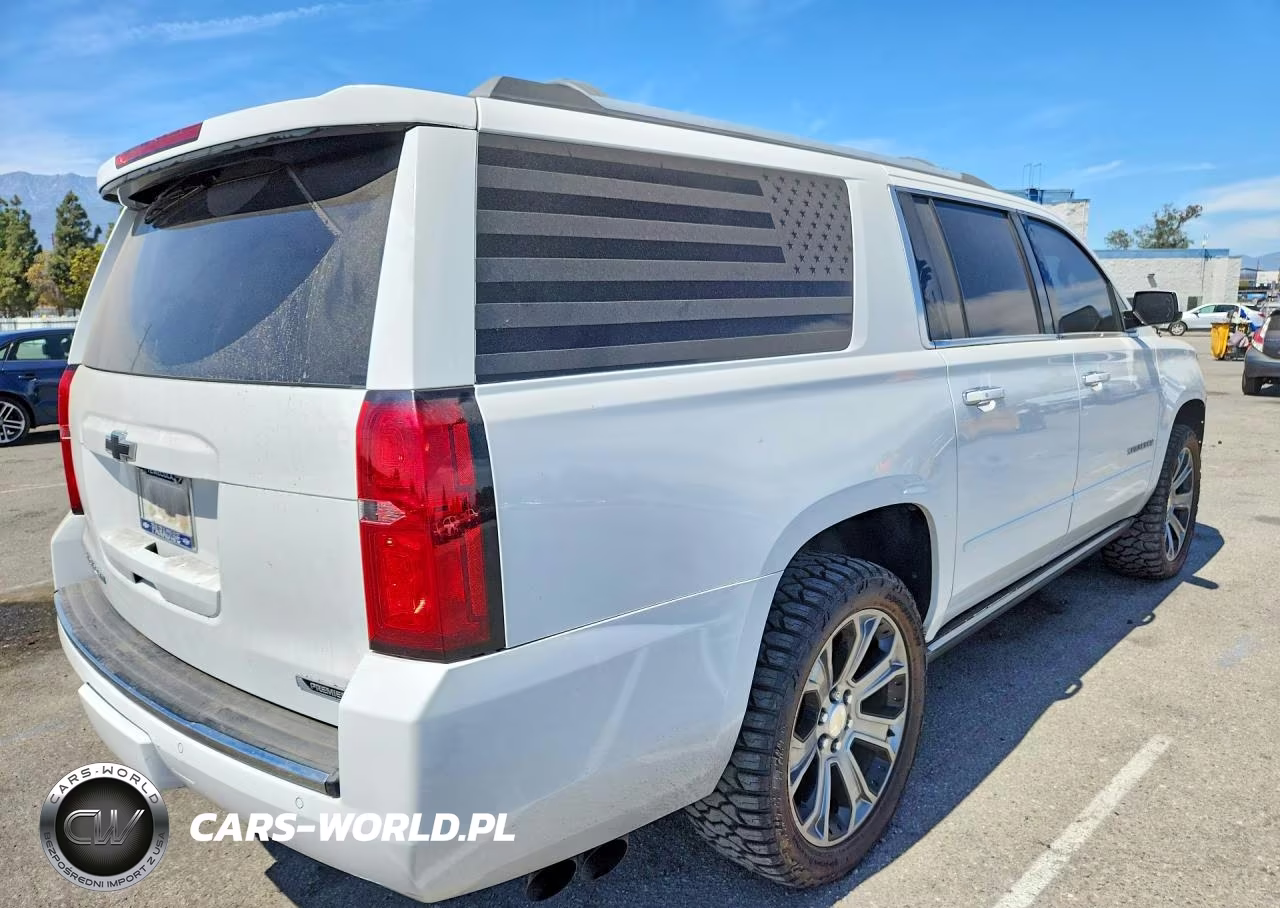 2017 Chevrolet Suburban C1500 Premier VIN:1GNSCJKC7HR194862 - 3