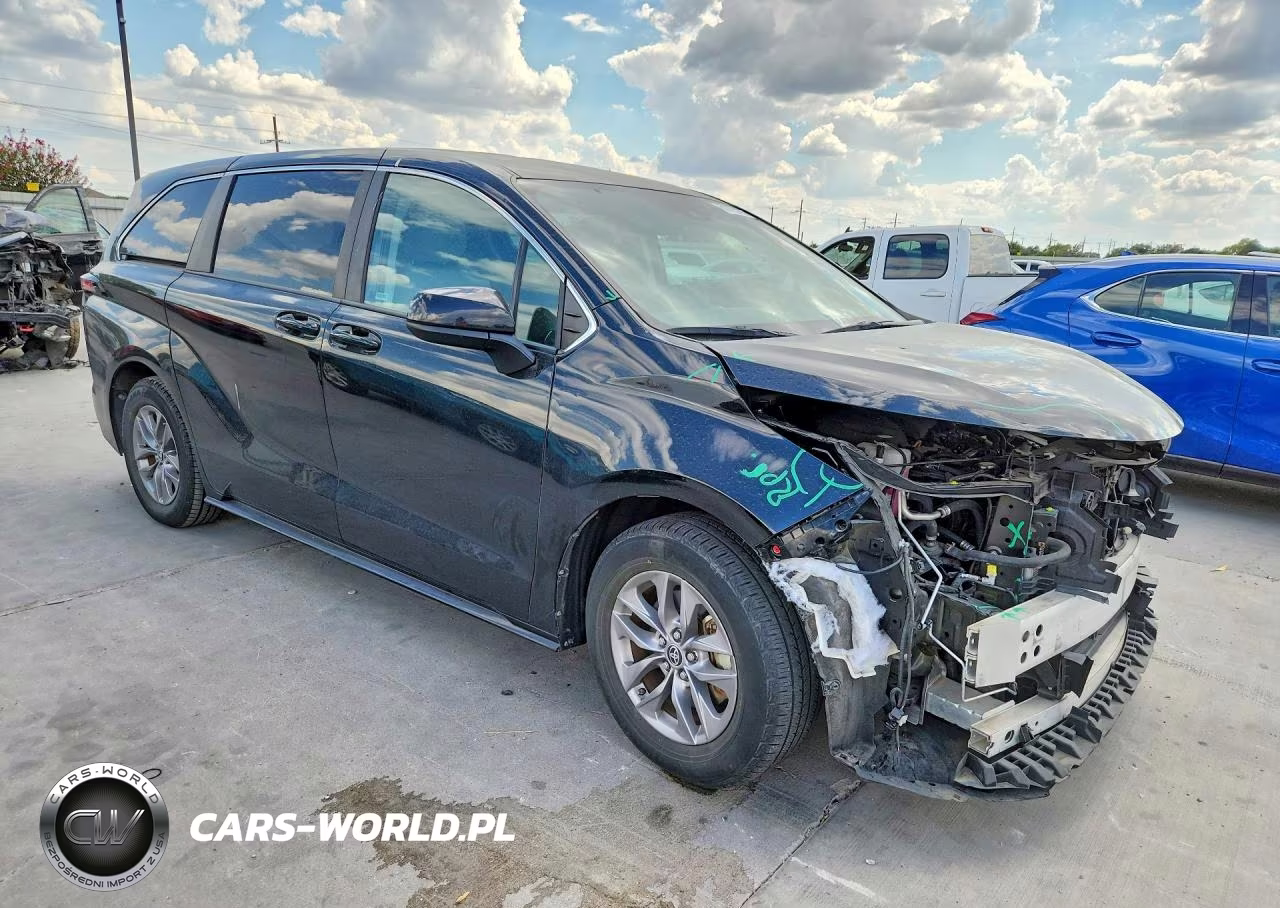 2022 Toyota Sienna Le VIN:5TDKRKEC8NS123367 - 4