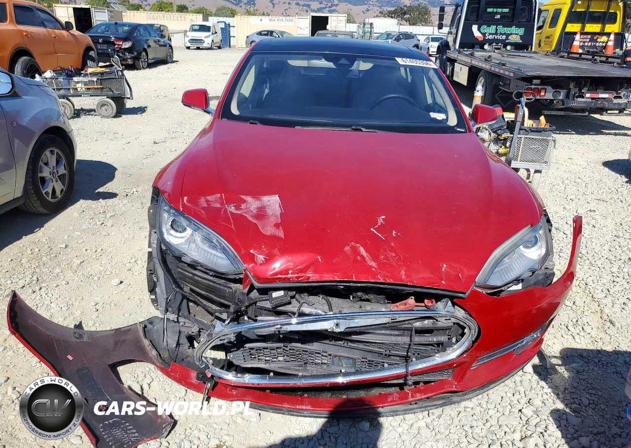 2014 Tesla Model S VIN:5YJSA1S12EFP57282 - 5