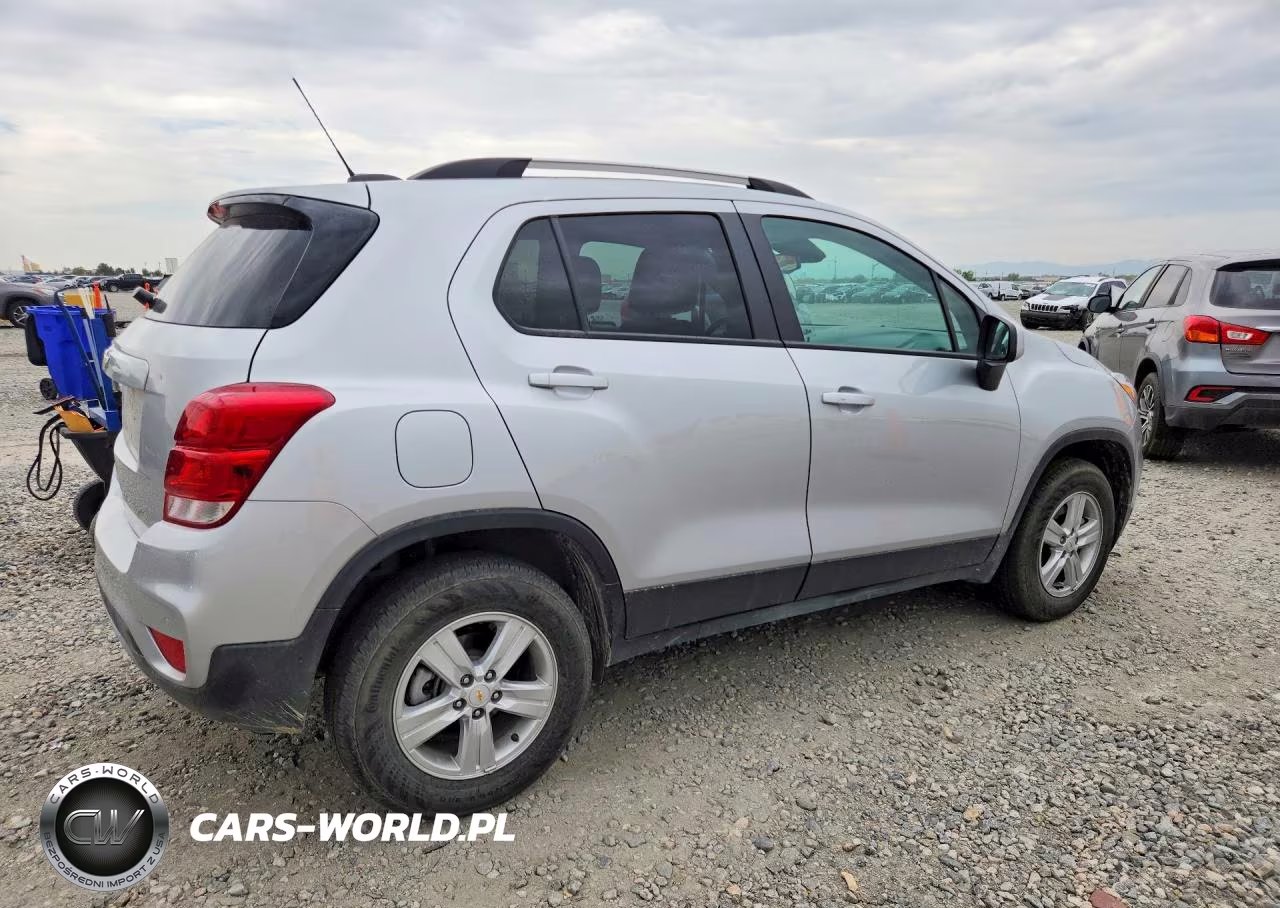 2021 Chevrolet Trax 1Lt VIN:KL7CJPSB4MB347663 - 3