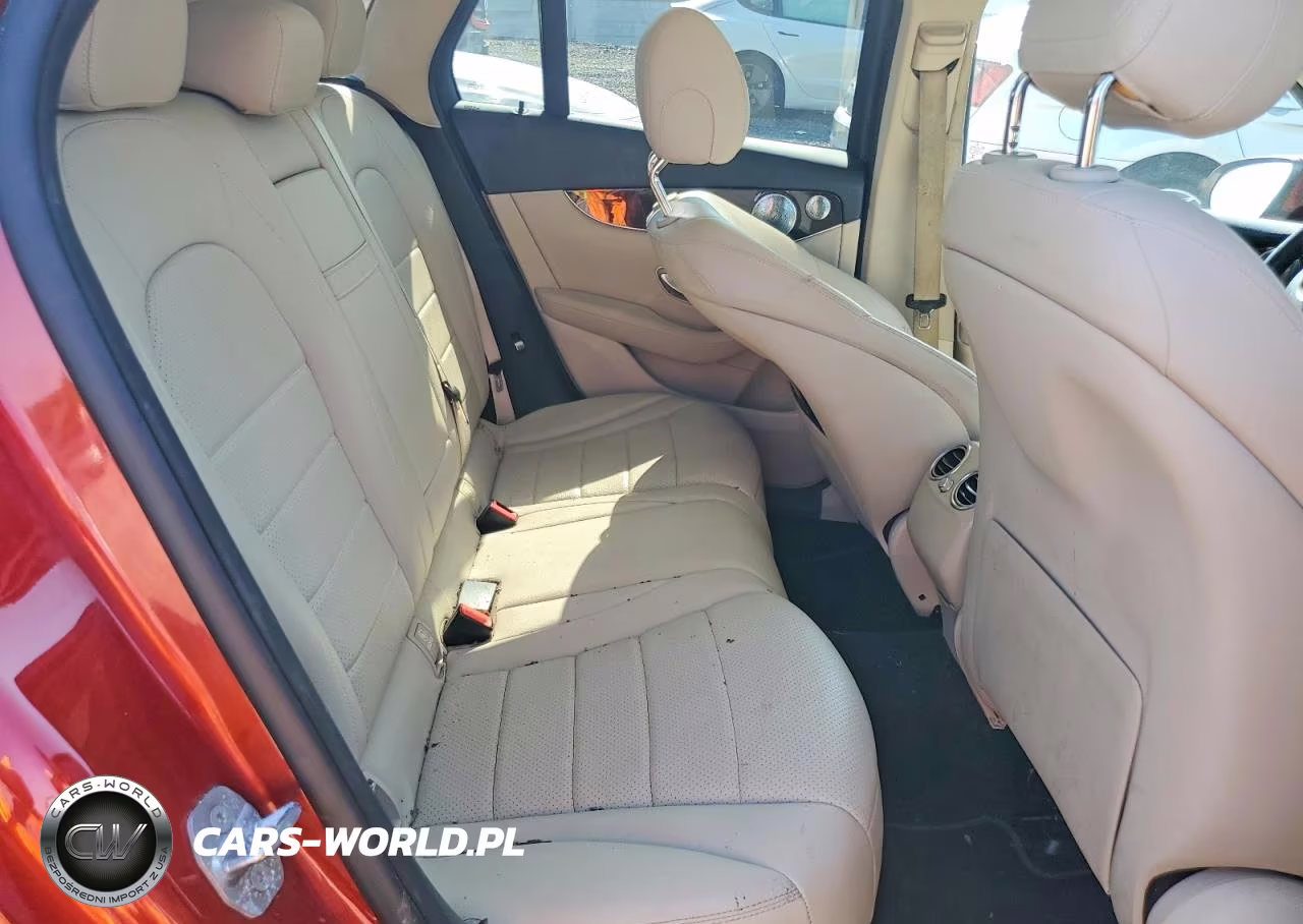 2017 Mercedes-Benz Glc 300 4Matic VIN:WDC0G4KB8HF198220 - 11