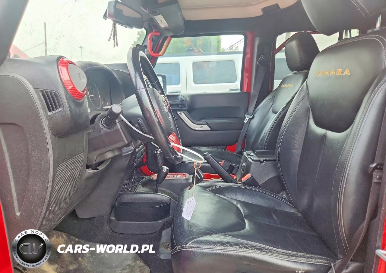 2014 Jeep Wrangler Unlimited Sahara VIN:1C4BJWEG0EL128355 - 7