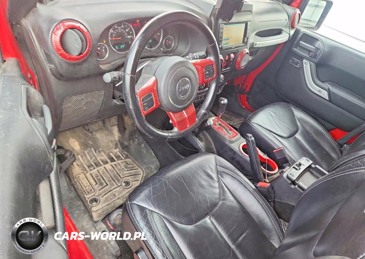 2014 Jeep Wrangler Unlimited Sahara VIN:1C4BJWEG0EL128355 - 8