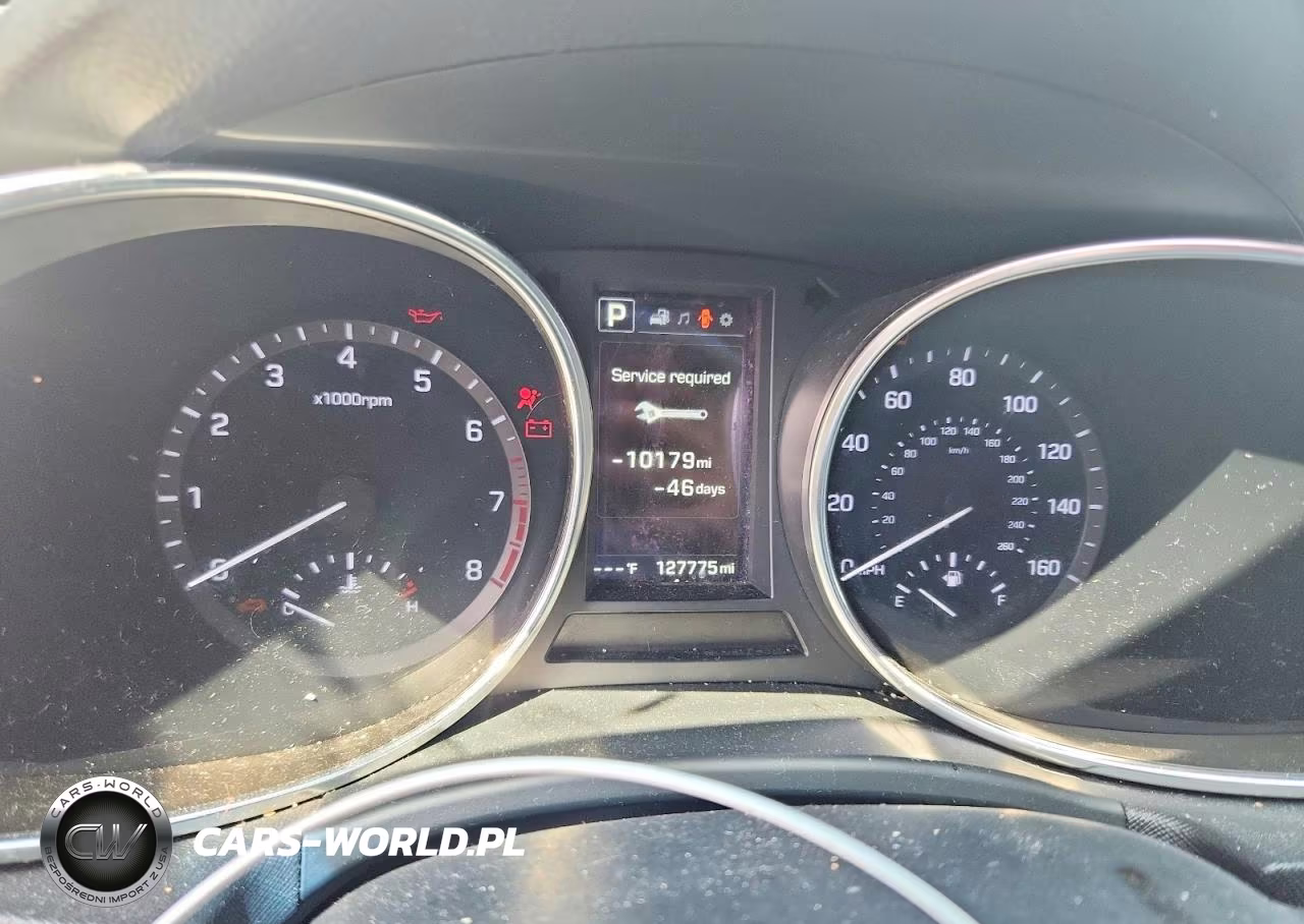 2018 Hyundai Santa Fe Se VIN:KM8SNDHF8JU290777 - 9