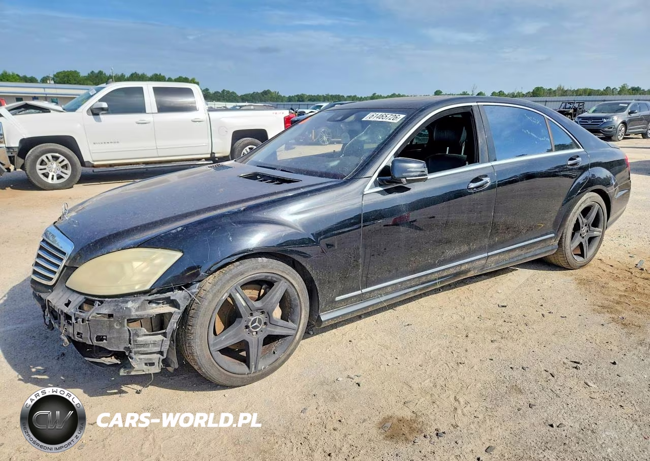 2010 Mercedes-Benz S 550