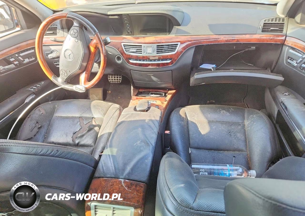 2010 Mercedes-Benz S 550 VIN:WDDNG7BB3AA288977 - 8