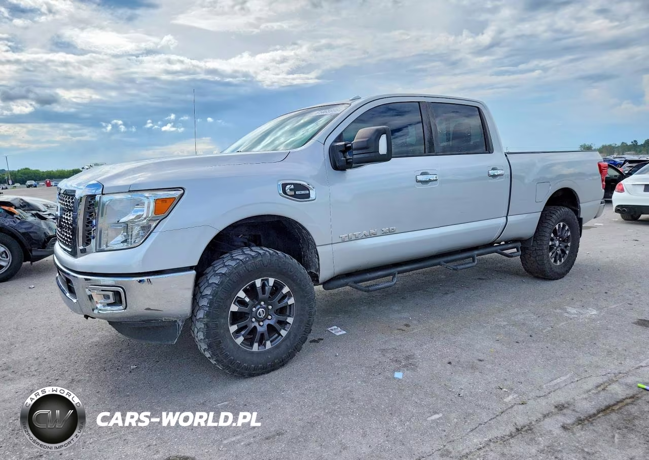 2017 Nissan Titan Xd Sv – zdjęcie 1 z 12