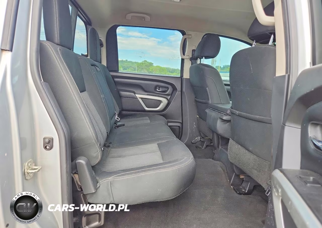 2017 Nissan Titan Xd Sv VIN:1N6BA1F33HN568820 - 10