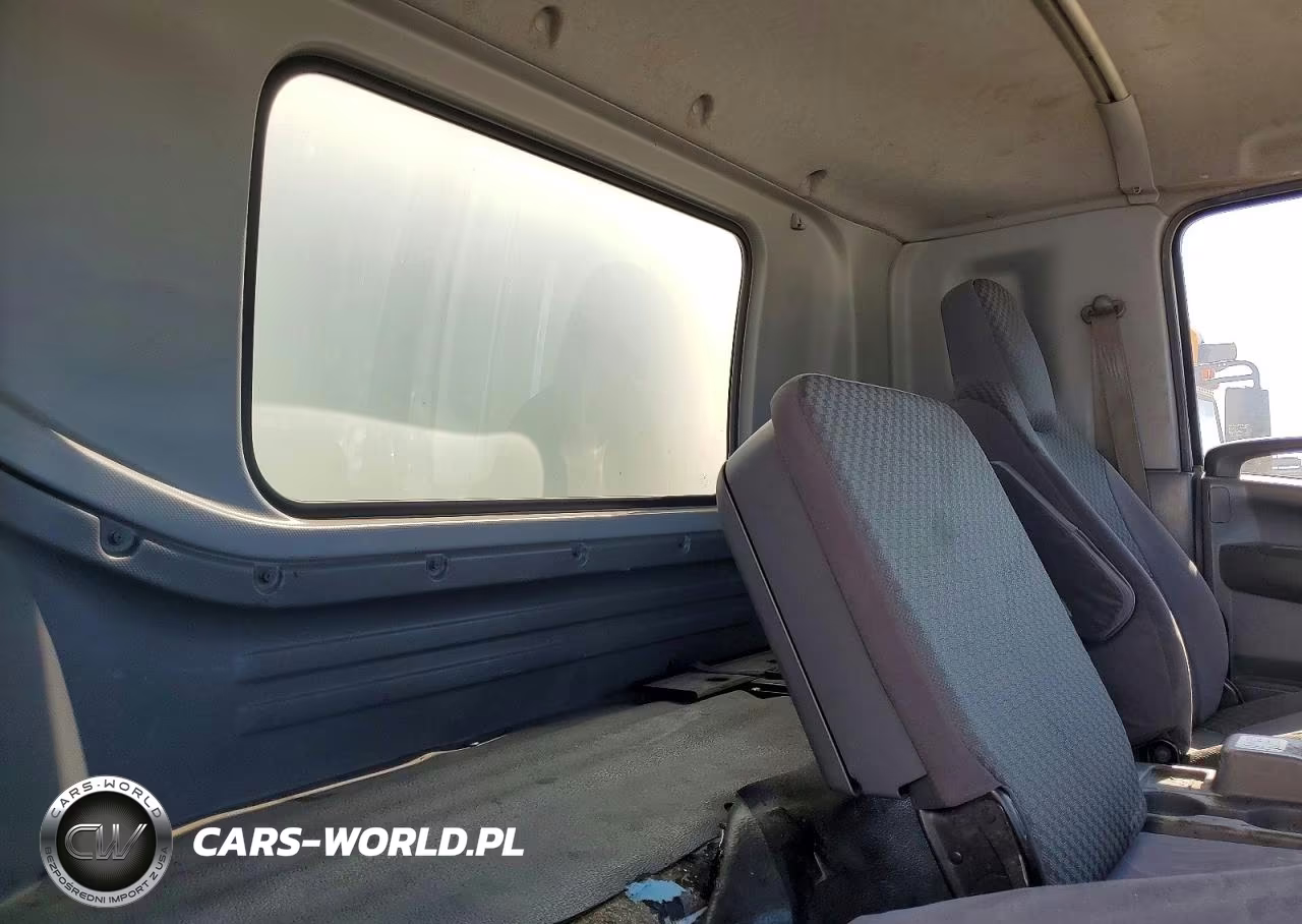 2019 Chevrolet 6500Xd Box Truck VIN:54DKFS165KSG00010 - 11