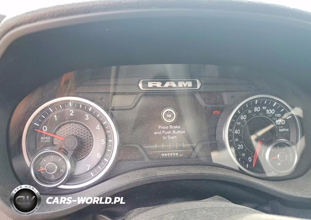 RAM 1500 VIN:1C6RREJT8RN218844 - 9