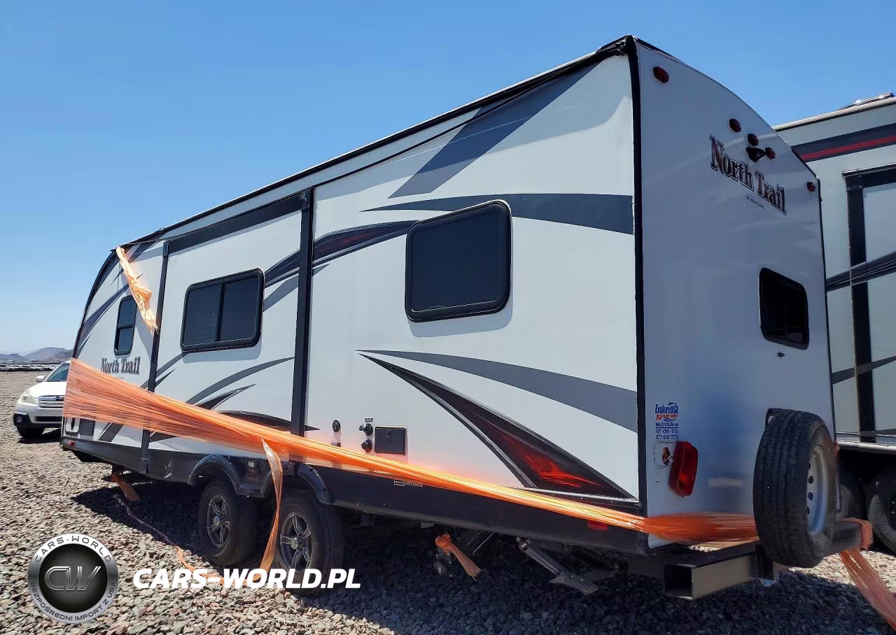 2018 Heartland North Trail Camper VIN:5SFNB2822JE372944 - 2