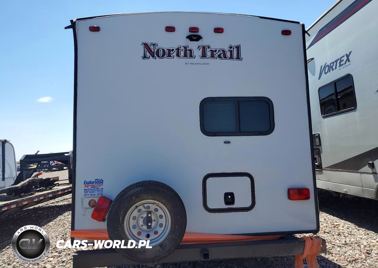 2018 Heartland North Trail Camper VIN:5SFNB2822JE372944 - 6