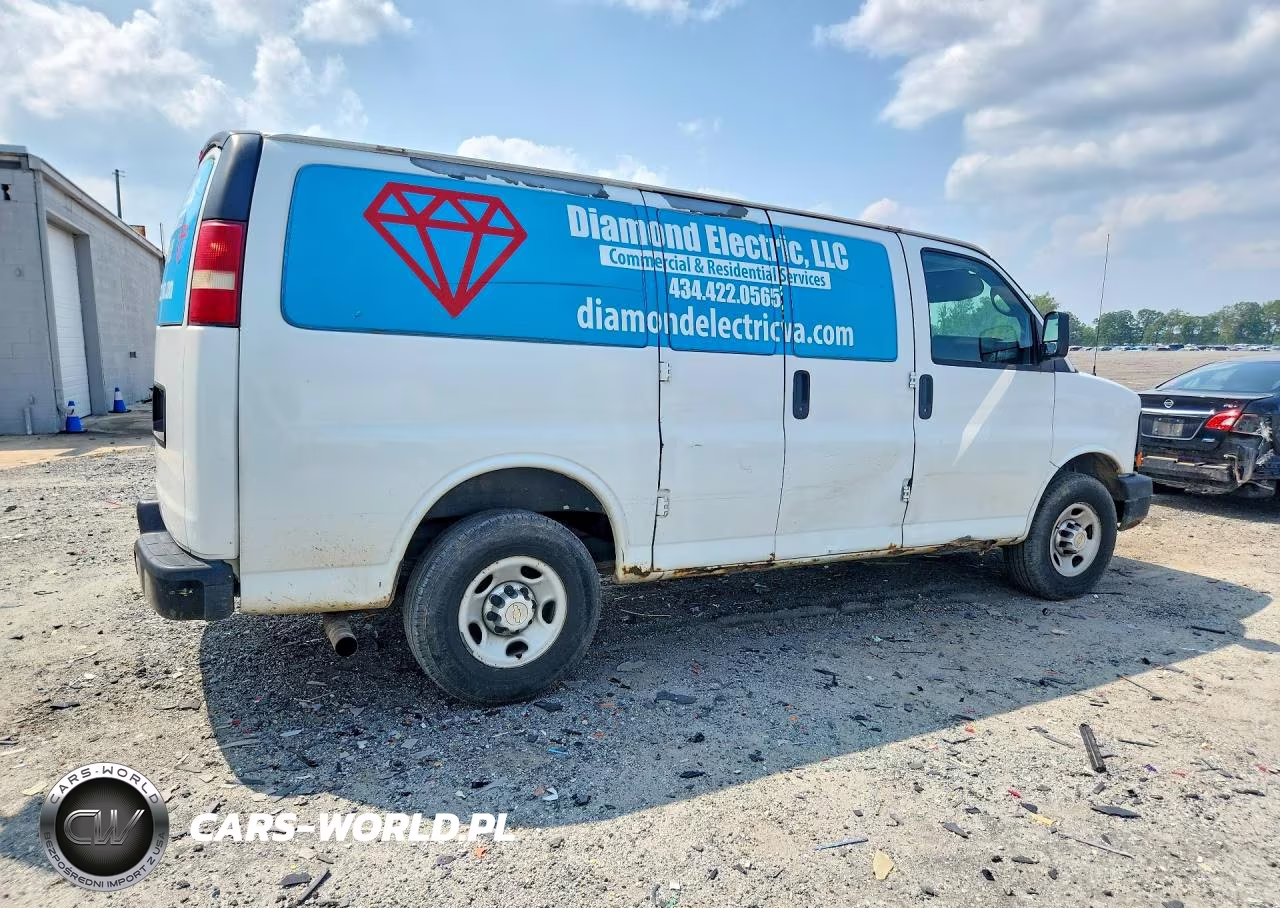 2011 Chevrolet Express G2500 VIN:1GCWGFCA3B1142692 - 3