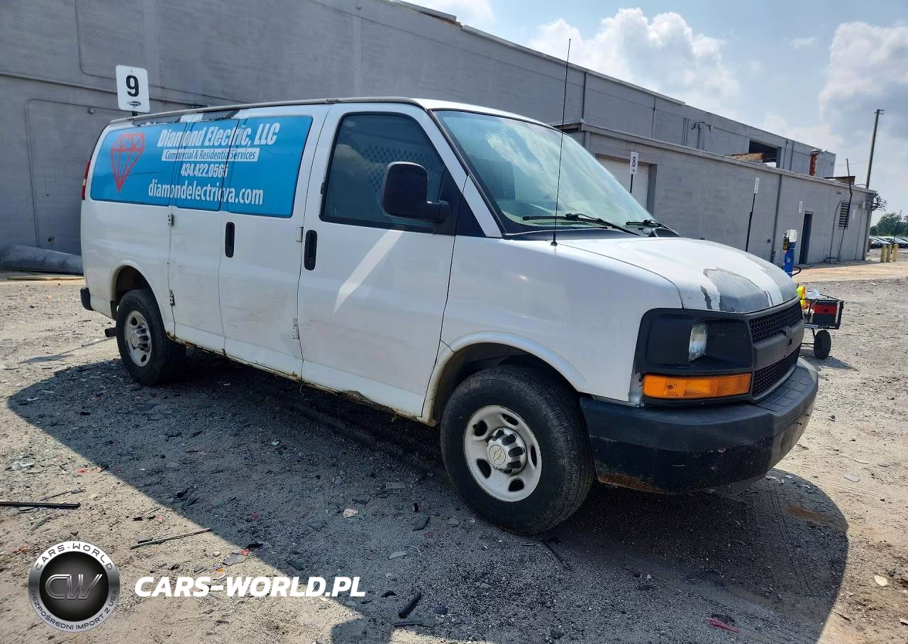 2011 Chevrolet Express G2500 VIN:1GCWGFCA3B1142692 - 4