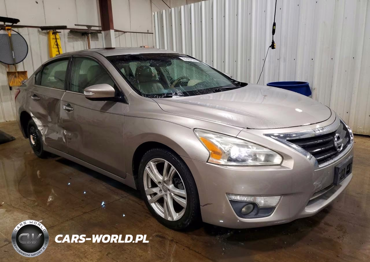 2013 Nissan Altima 3.5S VIN:1N4BL3AP9DC103537 - 4