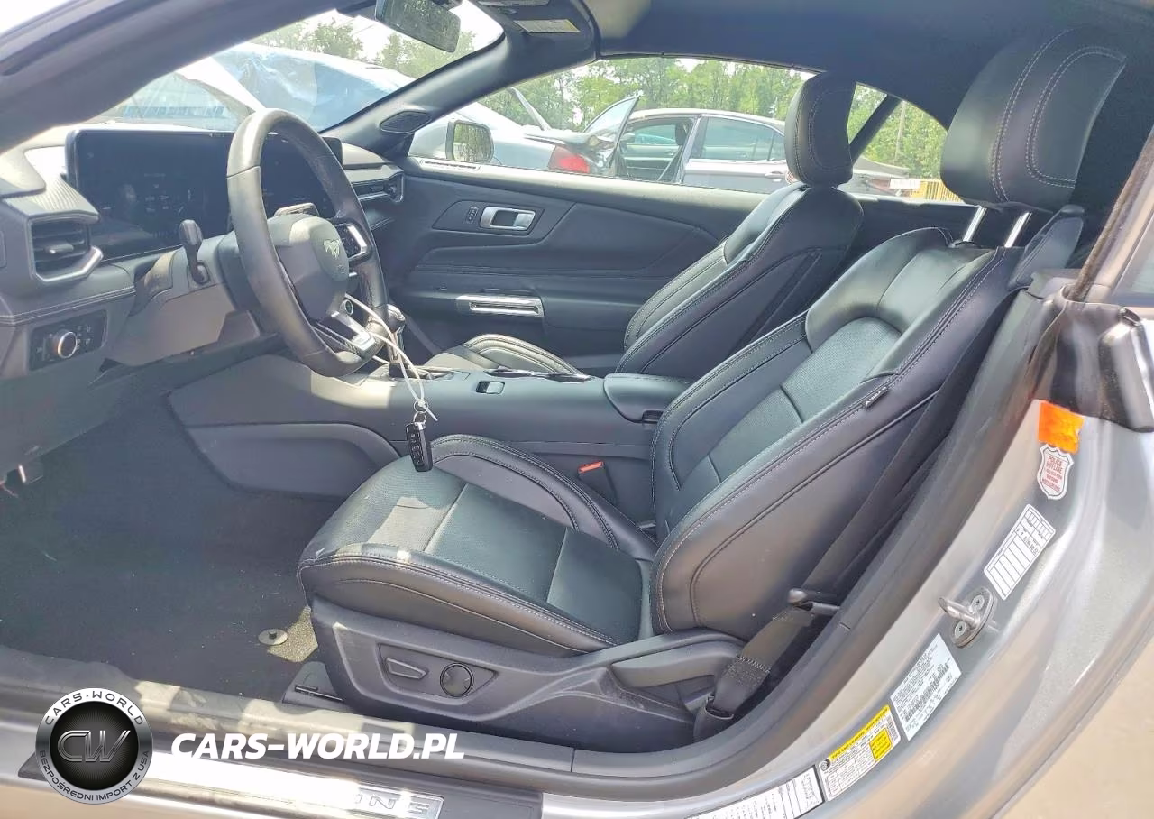 2025 Ford Mustang VIN:1FAGP8UH6S5118624 - 7
