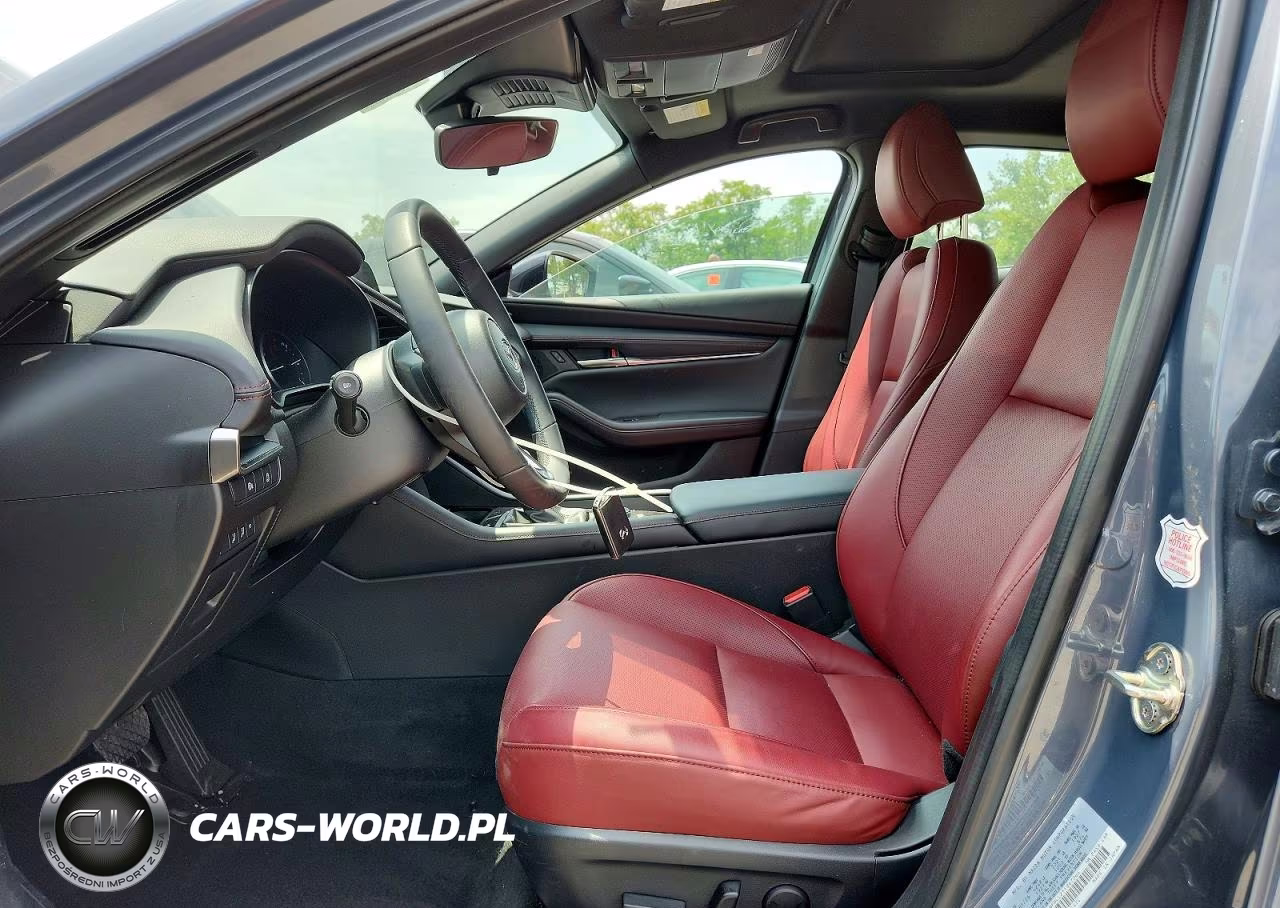 2026 Mazda 3 Preferred VIN:JM1BPBLL2T1867064 - 7