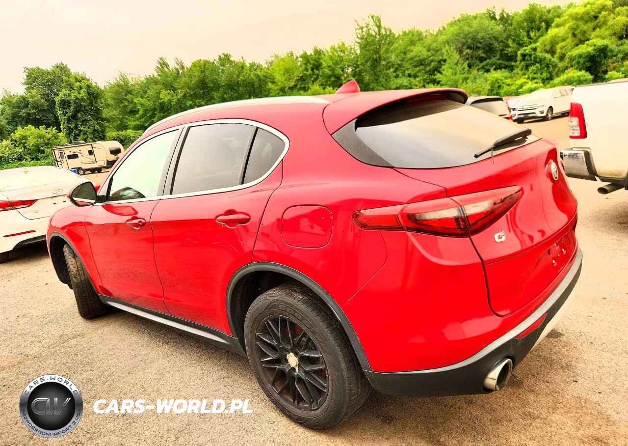 2018 Alfa Romeo Stelvio VIN:ZASFAKANXJ7B76745 - 2