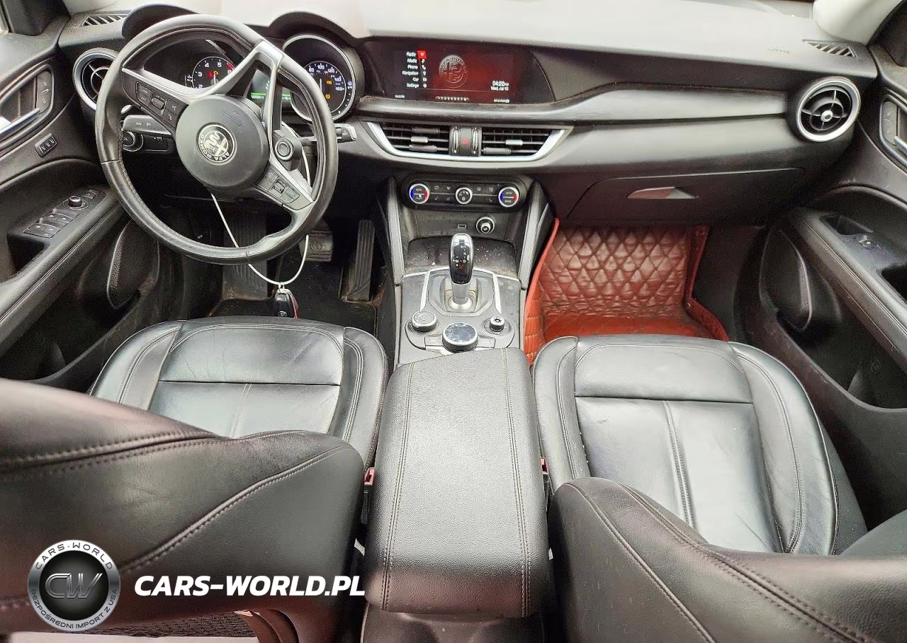 2018 Alfa Romeo Stelvio VIN:ZASFAKANXJ7B76745 - 8