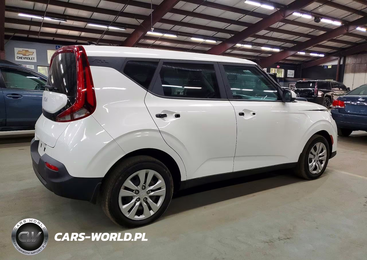 2022 Kia Soul ! VIN:KNDJ23AU2N7805840 - 3