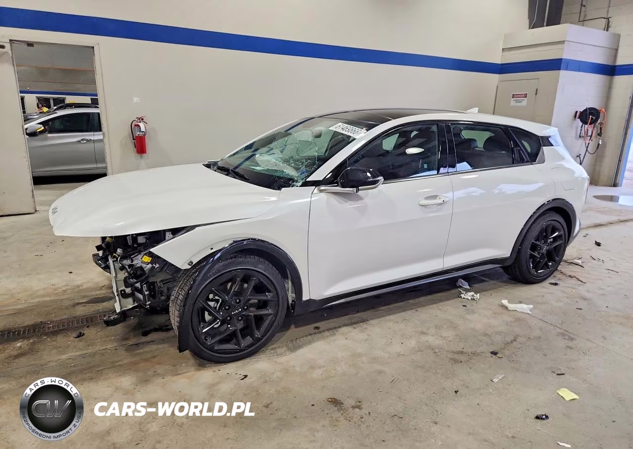 2026 Kia K4 Gt-Line Turbo – zdjęcie 1 z 12