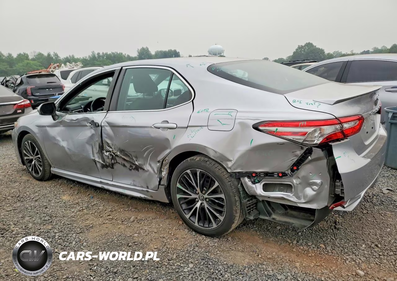2018 Toyota Camry Se VIN:4T1B11HK9JU677510 - 2