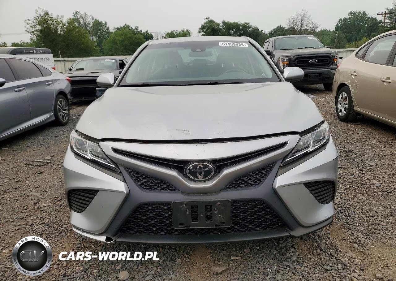 2018 Toyota Camry Se VIN:4T1B11HK9JU677510 - 5