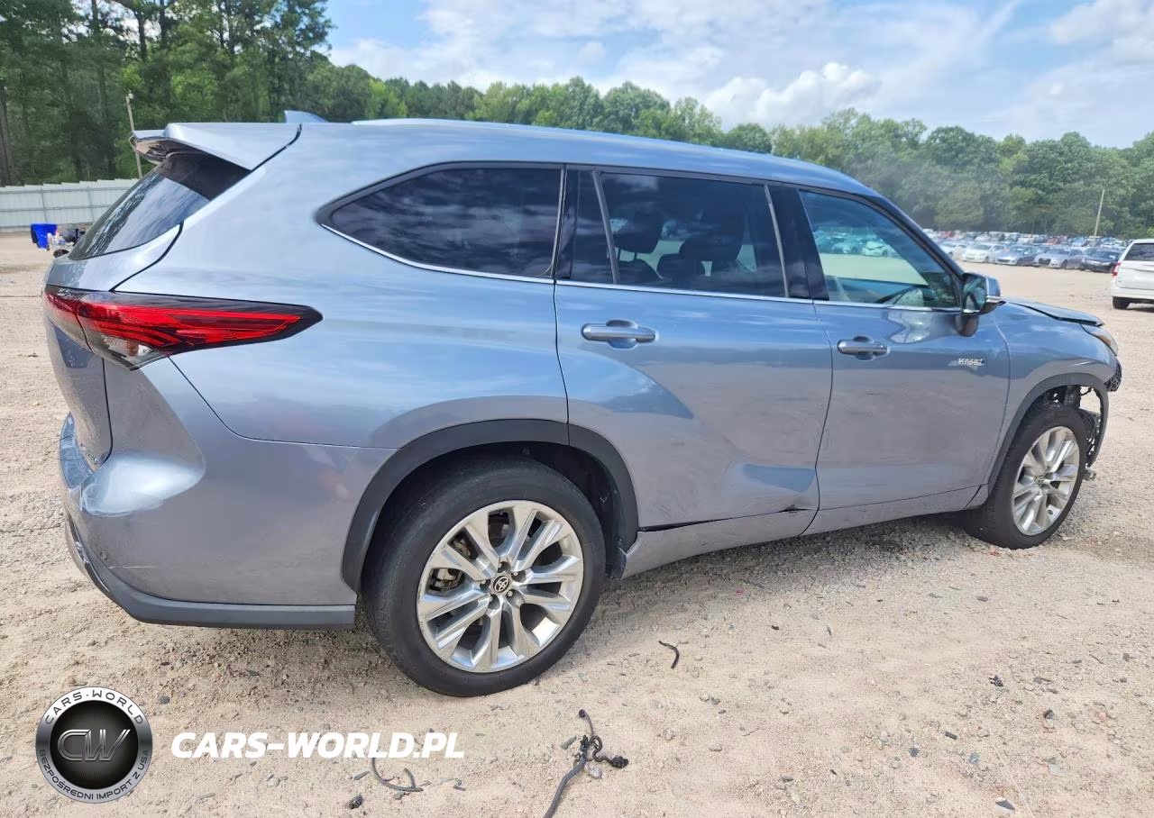 2020 Toyota Highlander Hybrid VIN:5TDYARAH7LS000653 - 3