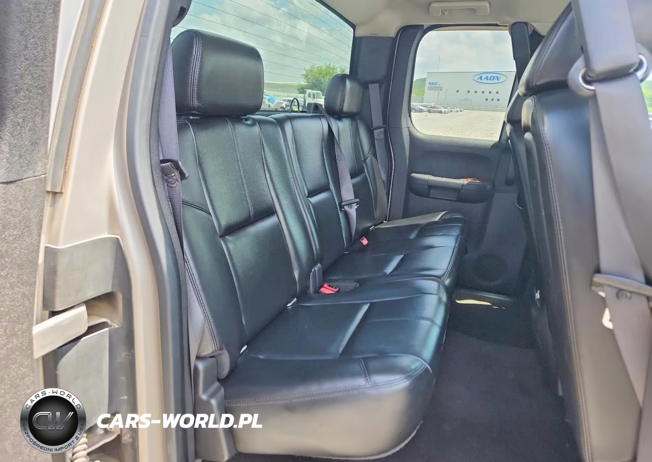 2007 Chevrolet Silverado C1500 VIN:2GCEC19Y471542373 - 10