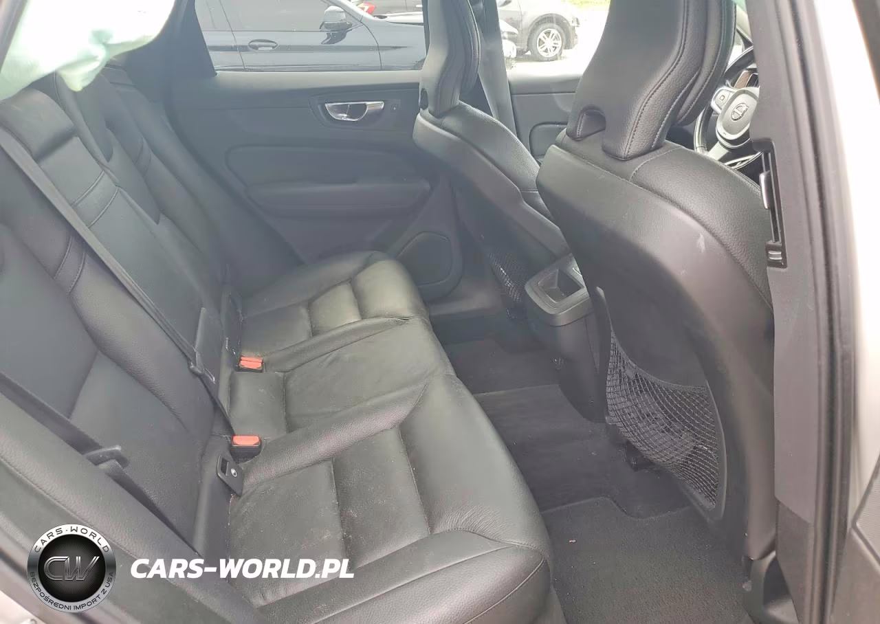 2021 Volvo Xc60 T5 Momentum VIN:YV4102RK0M1845769 - 11