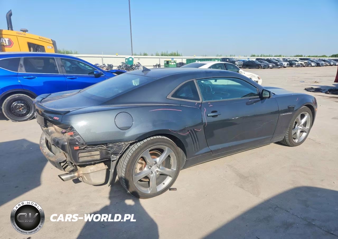 2013 Chevrolet Camaro Lt VIN:2G1FC1E39D9241716 - 3