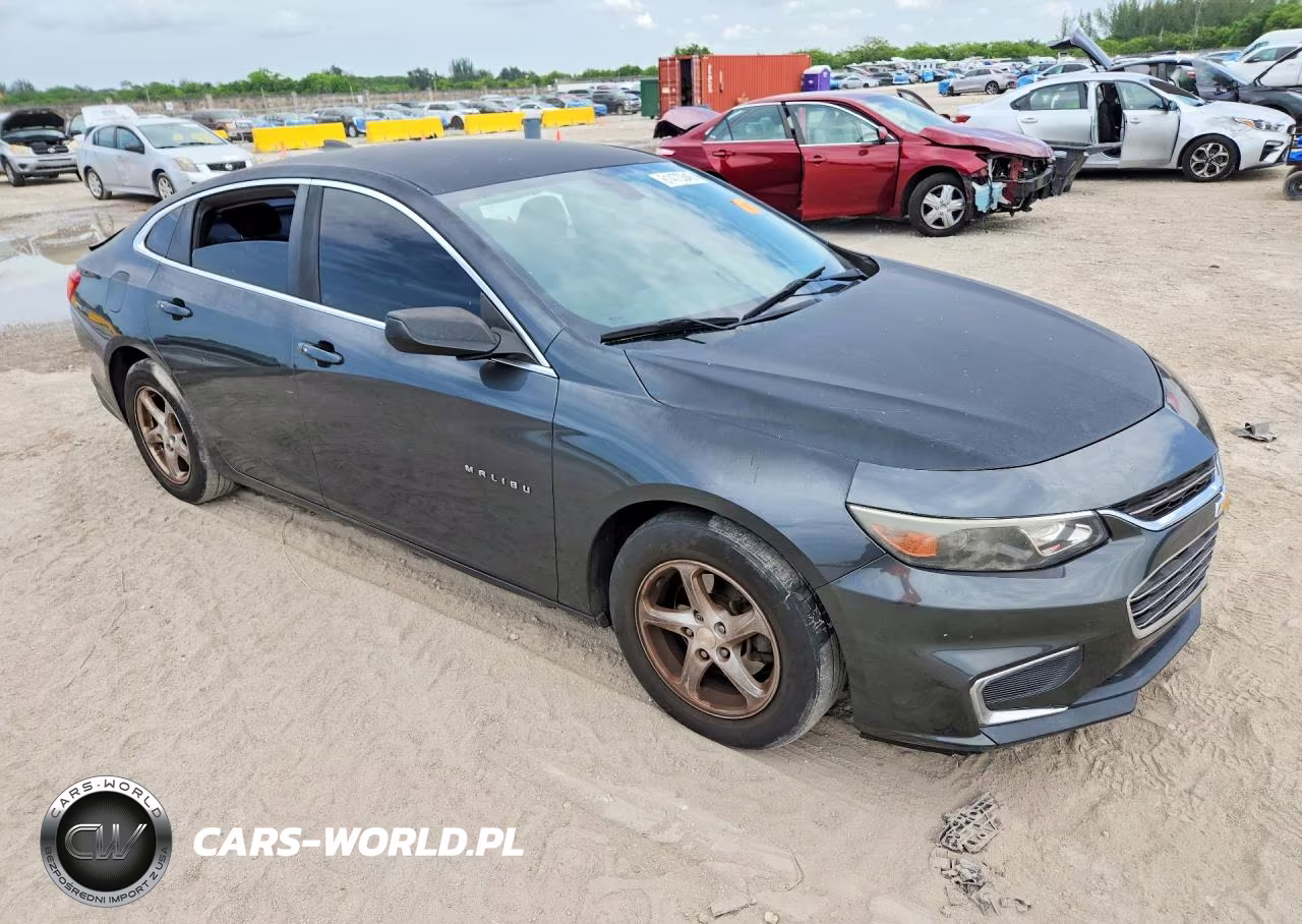 2017 Chevrolet Malibu Ls VIN:1G1ZB5ST5HF133750 - 4