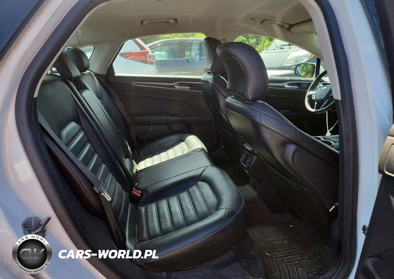 2015 Ford Fusion Se Hybrid VIN:300029 - 10