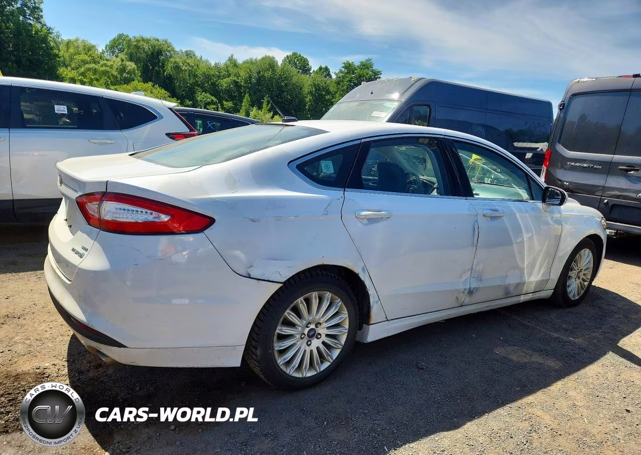 2015 Ford Fusion Se Hybrid VIN:300029 - 3