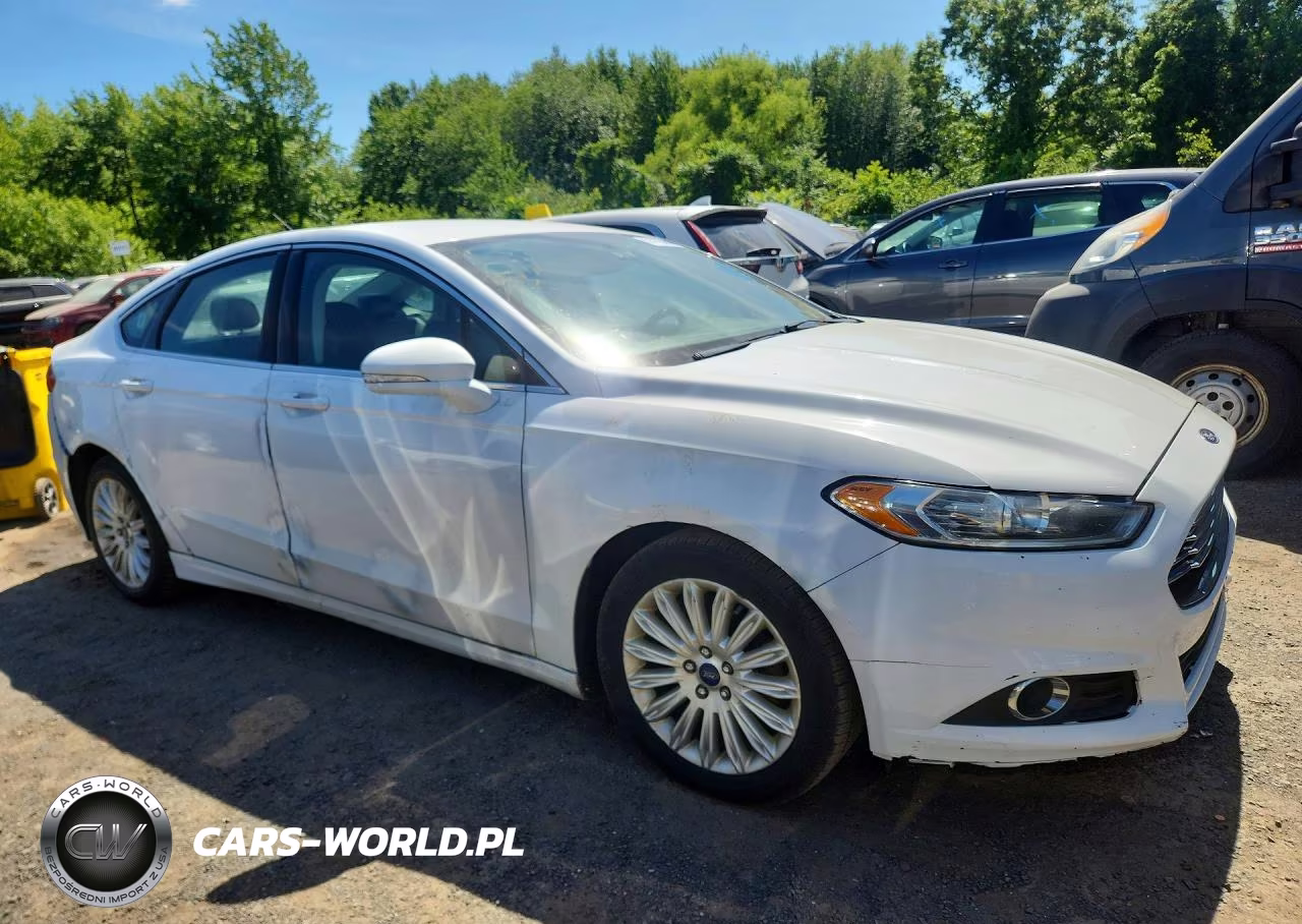 2015 Ford Fusion Se Hybrid VIN:300029 - 4