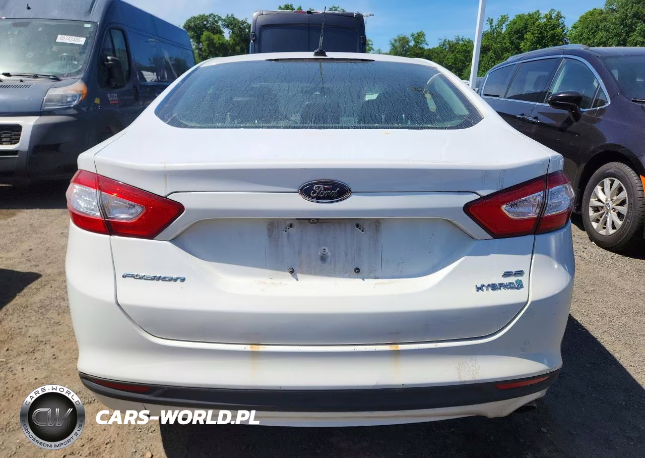 2015 Ford Fusion Se Hybrid VIN:300029 - 6