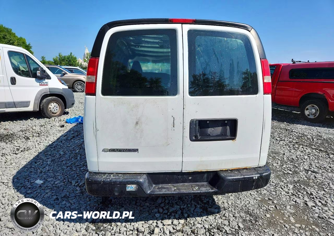 2016 Chevrolet Express G2500 VIN:1GCWGBFF8G1121442 - 6