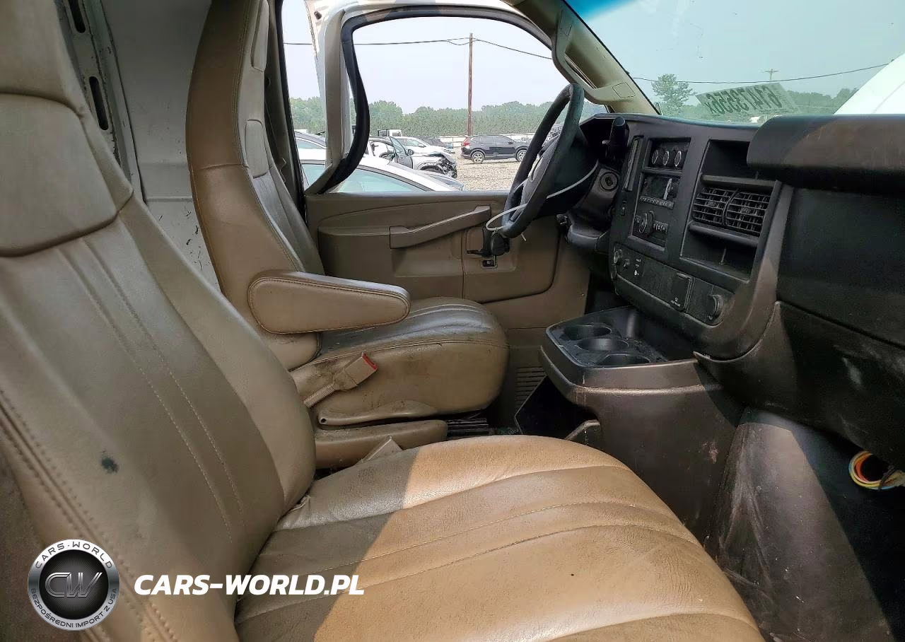 2016 Chevrolet Express G2500 VIN:1GCWGBFF8G1121442 - 7