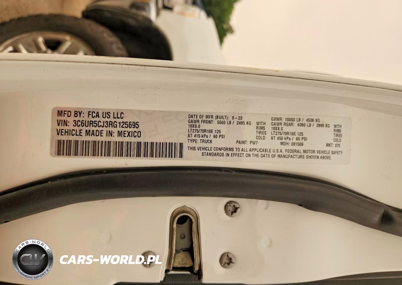 2024 Ram 2500 Tradesman VIN:3C6UR5CJ3RG125695 - 13