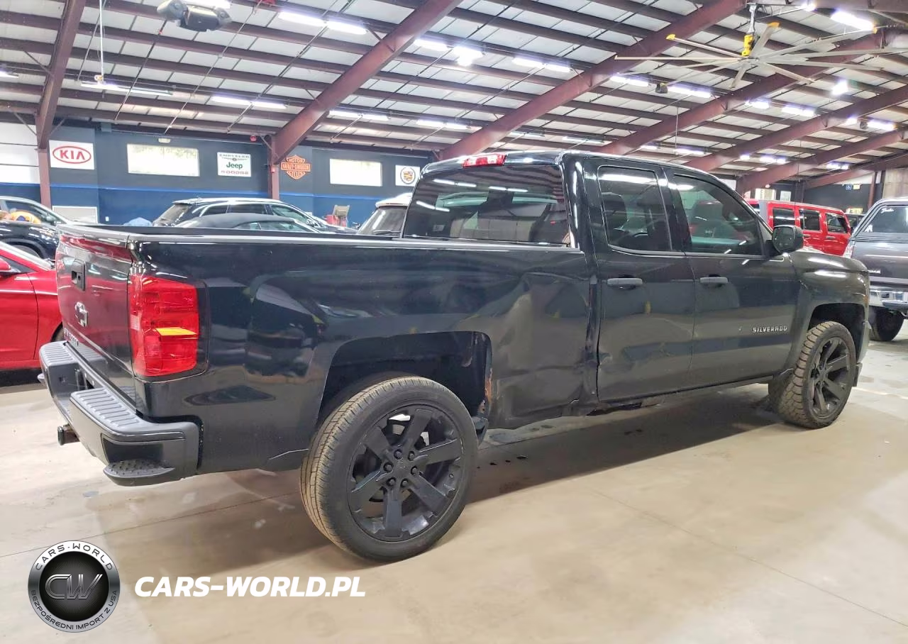 2017 Chevrolet Silverado VIN:1GCVKNECXHZ158630 - 3
